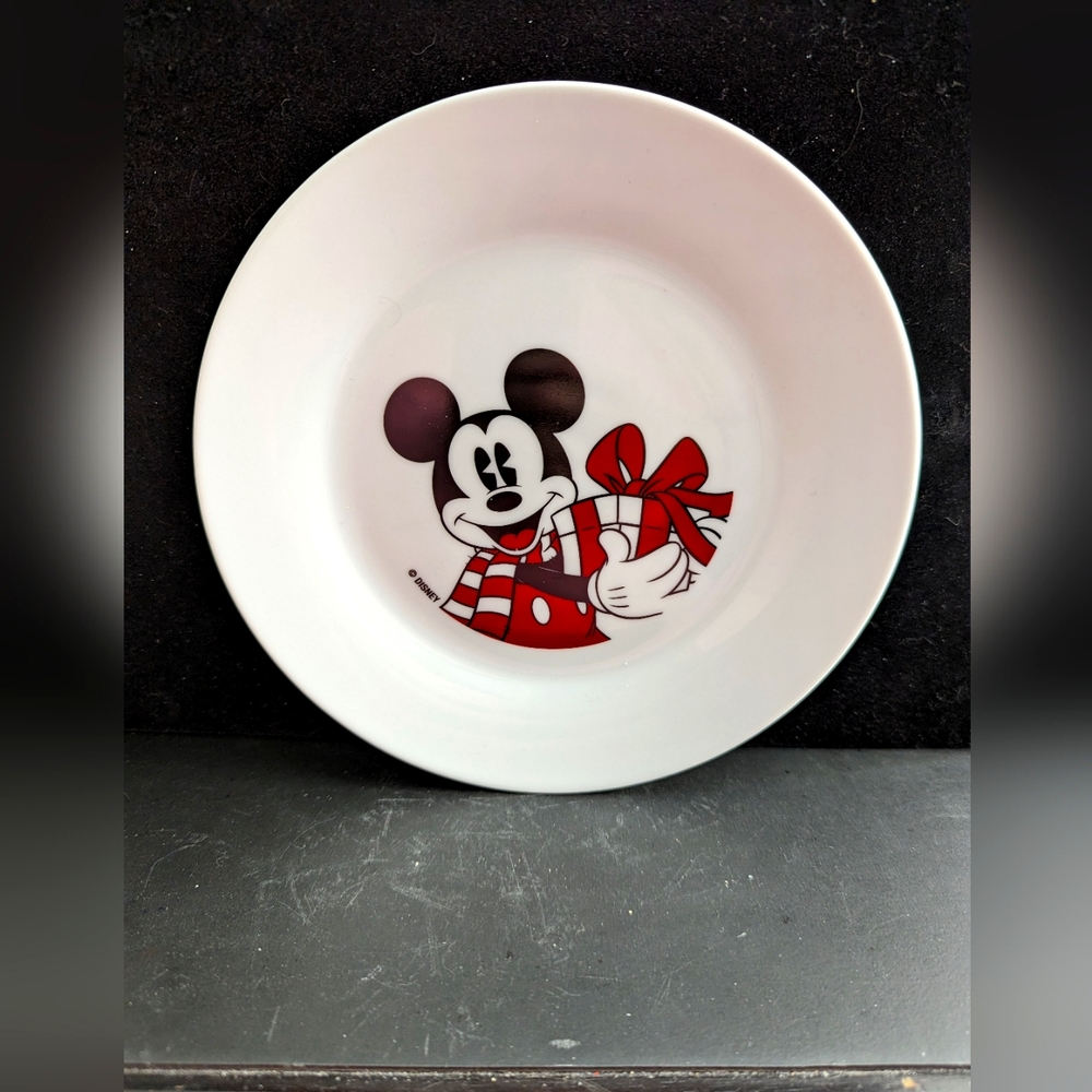 Vtg. Mickey Mouse Salad Place offered by Hickory Farms
